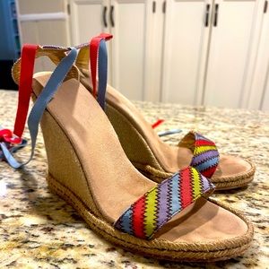 Marc Jacobs multi color rope wedge